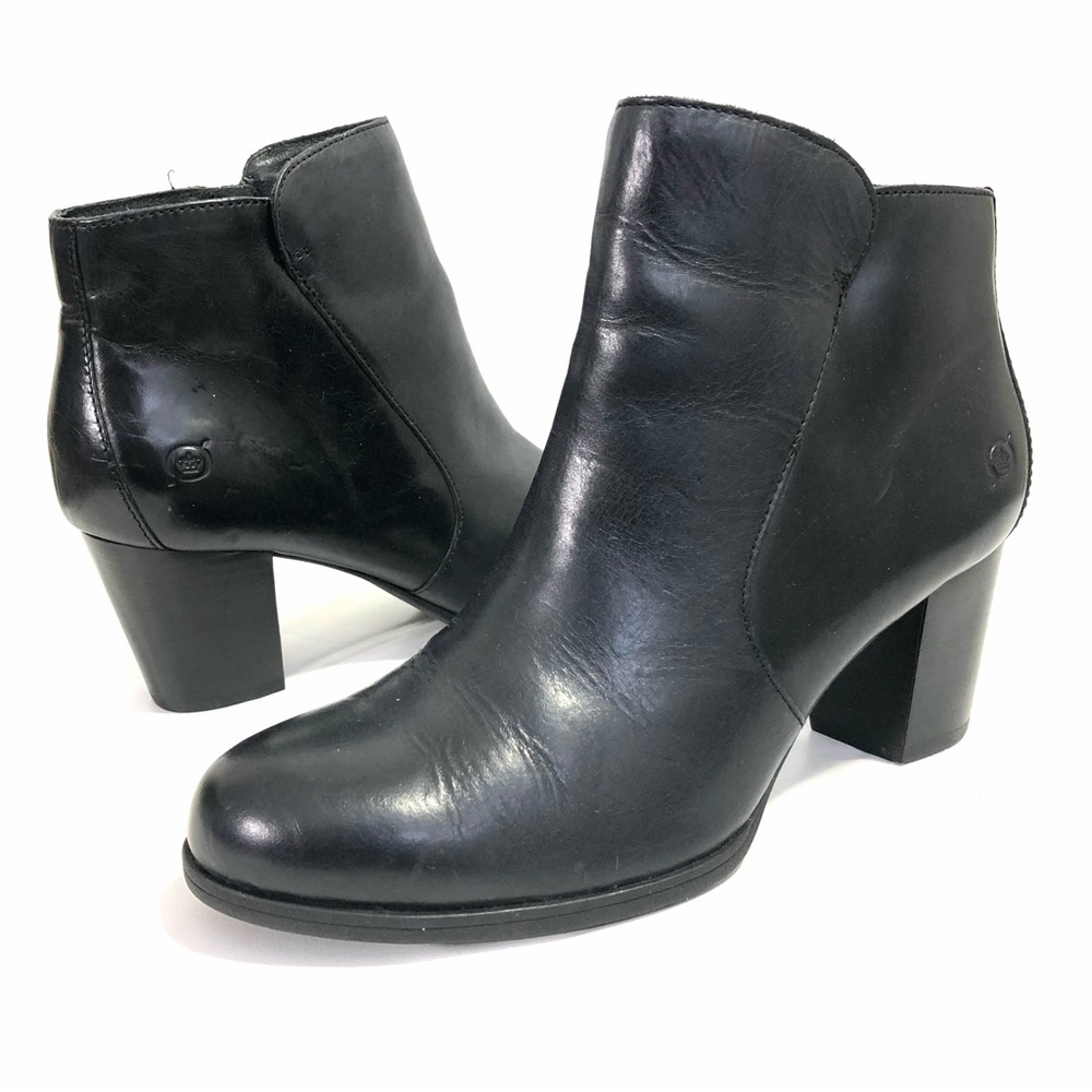 Born Chunky Heels Booties Ankle Boots Size 9 Black Leather Zip Up Round Toe